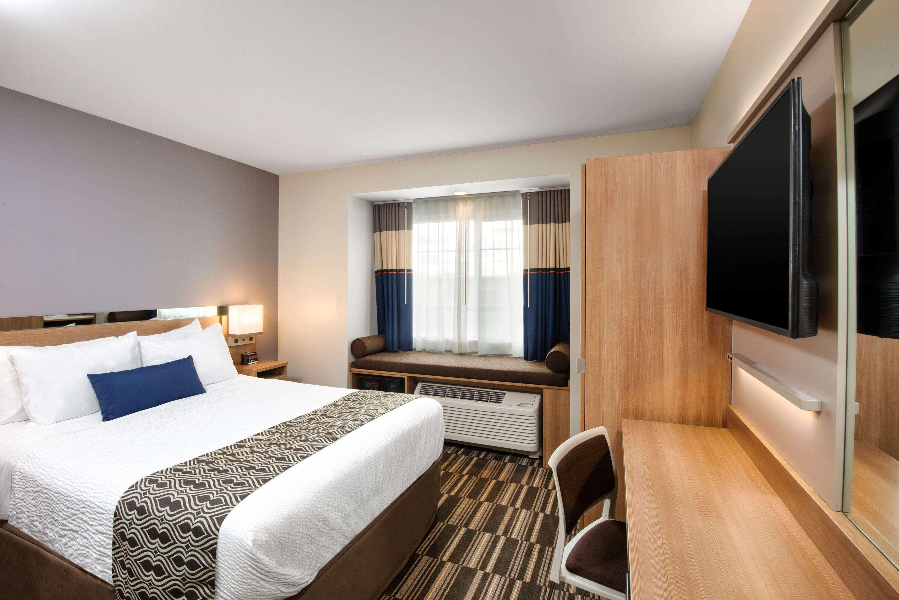 Microtel Inn & Suites By Wyndham Farmington Exterior photo